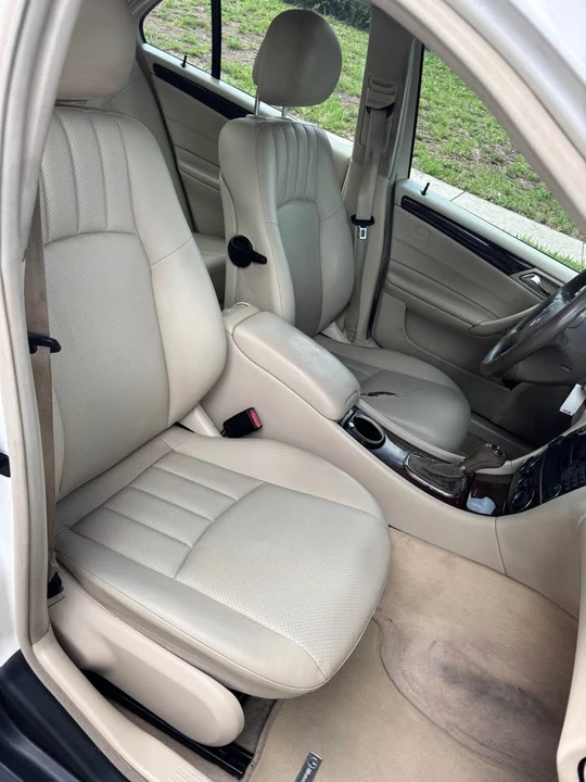 2007 Mercedes-Benz W203 C-Class - Image 8 of 18