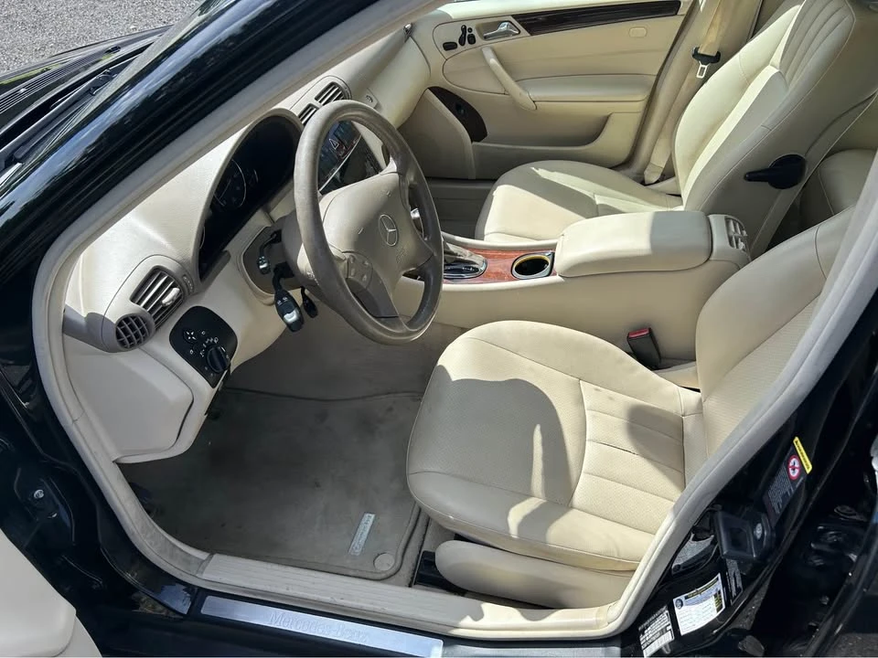2007 Mercedes-Benz W203 C-Class - Image 9 of 12