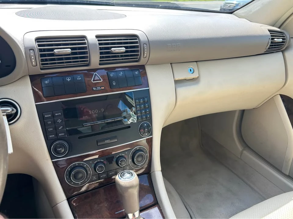 2007 Mercedes-Benz W203 C-Class - Image 11 of 12