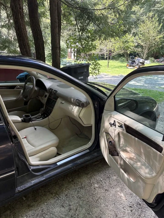 2007 Mercedes-Benz W203 C-Class - Image 13 of 17