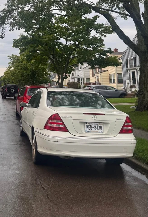 2007 Mercedes-Benz W203 C-Class - Image 2 of 2