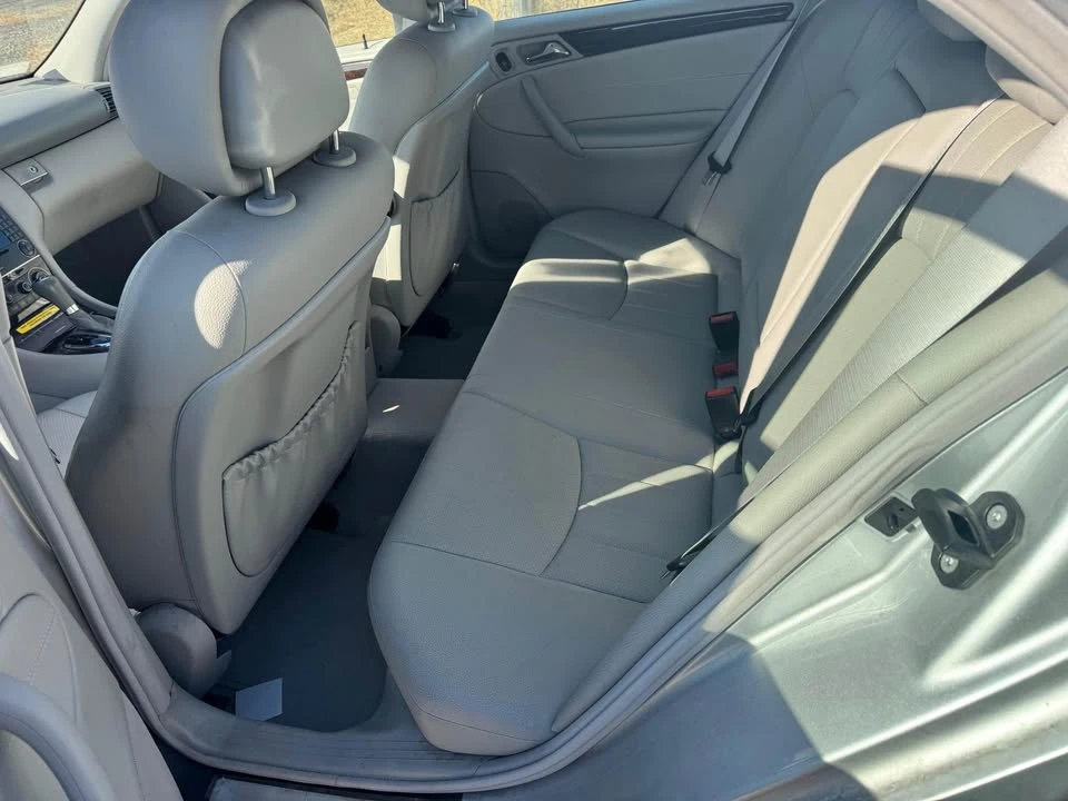 2007 Mercedes-Benz W203 C-Class - Image 13 of 17