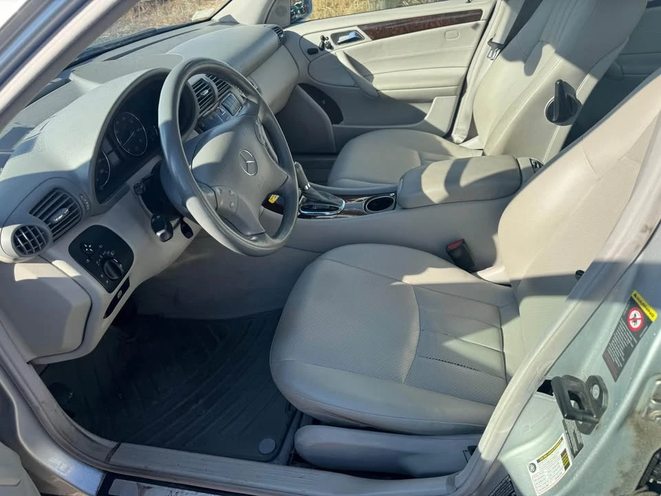 2007 Mercedes-Benz W203 C-Class - Image 6 of 17