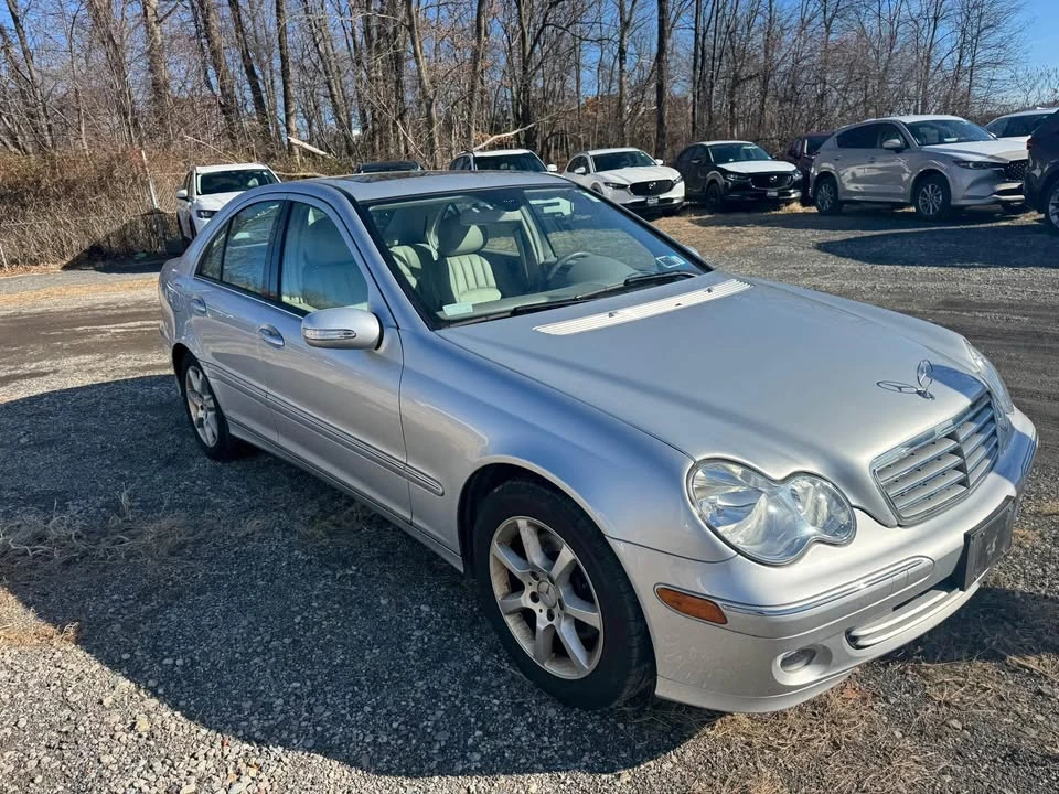 2007 Mercedes-Benz W203 C-Class - Image 12 of 17