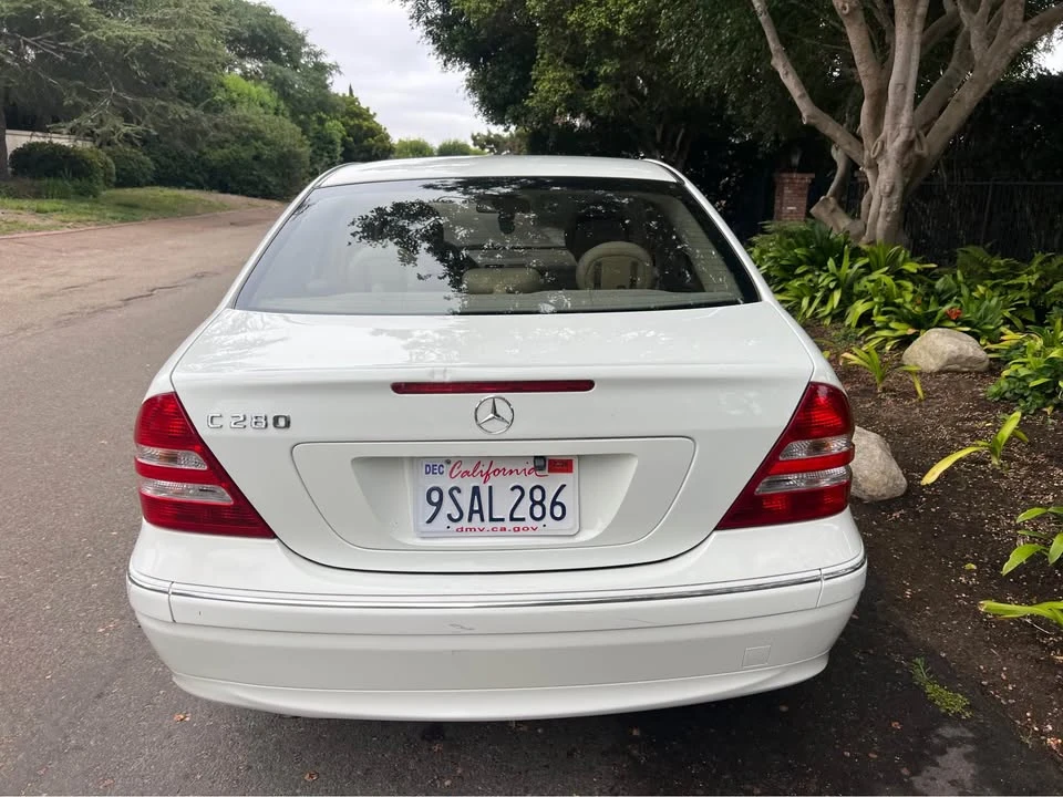 2007 Mercedes-Benz W203 C-Class - Image 7 of 14