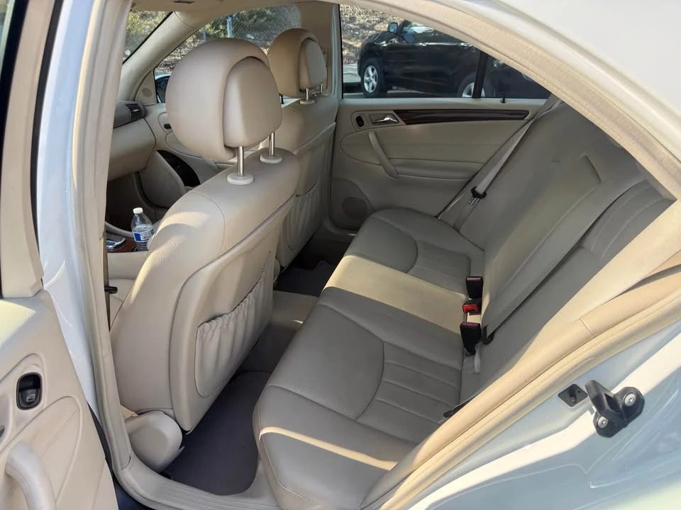 2007 Mercedes-Benz W203 C-Class - Image 4 of 16