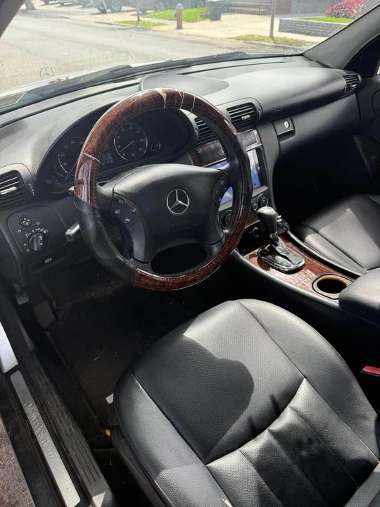2007 Mercedes-Benz W203 C-Class - Image 8 of 12