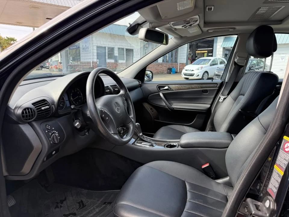 2007 Mercedes-Benz W203 C-Class - Image 9 of 12