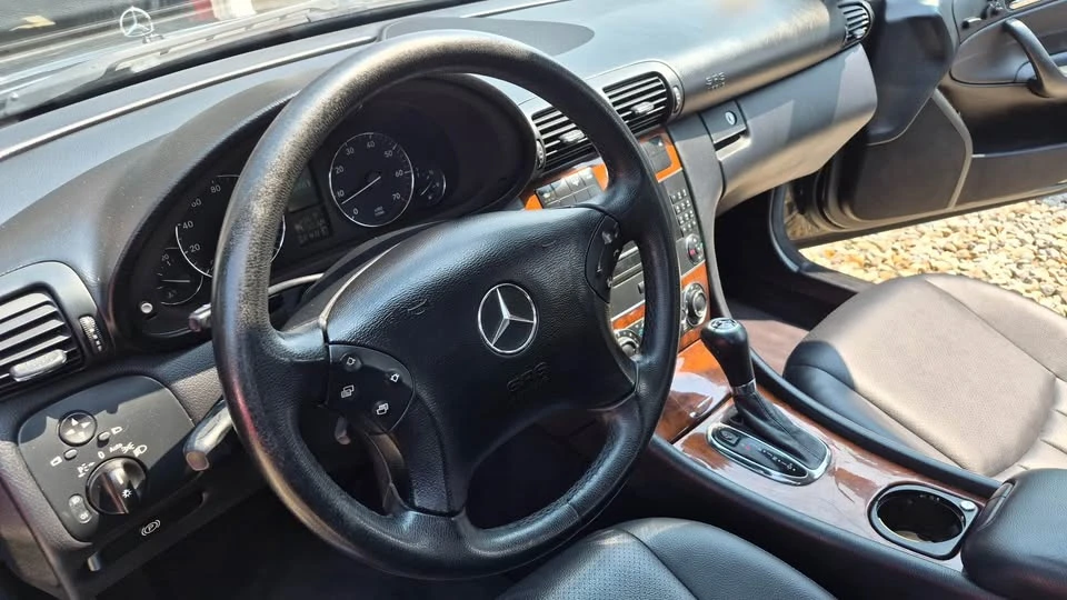 2007 Mercedes-Benz W203 C-Class - Image 11 of 14