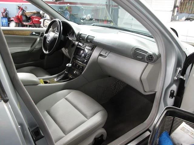 2007 Mercedes-Benz W203 C-Class - Image 11 of 21