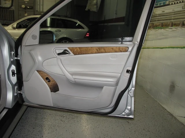 2007 Mercedes-Benz W203 C-Class - Image 13 of 21