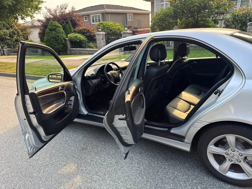 2007 Mercedes-Benz W203 C-Class - Image 9 of 20