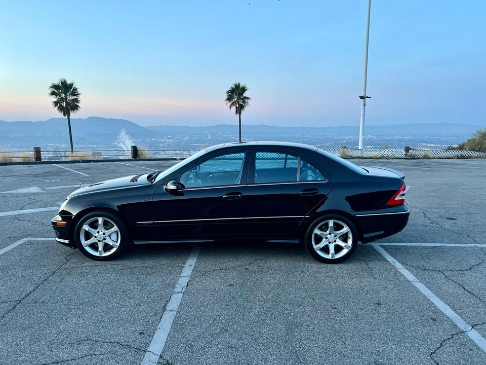 2007 Mercedes-Benz W203 C-Class - Image 12 of 31
