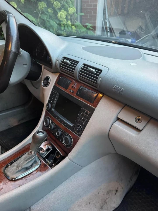 2007 Mercedes-Benz W203 C-Class - Image 9 of 12
