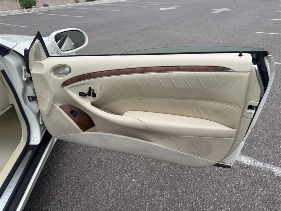 2007 Mercedes-Benz C209/A209 CLK-Class - Image 11 of 16