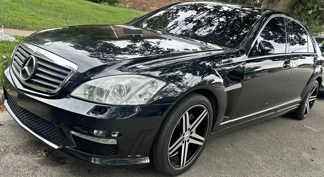 2007 Mercedes-Benz CLS 550 4MATIC Coupe 4D