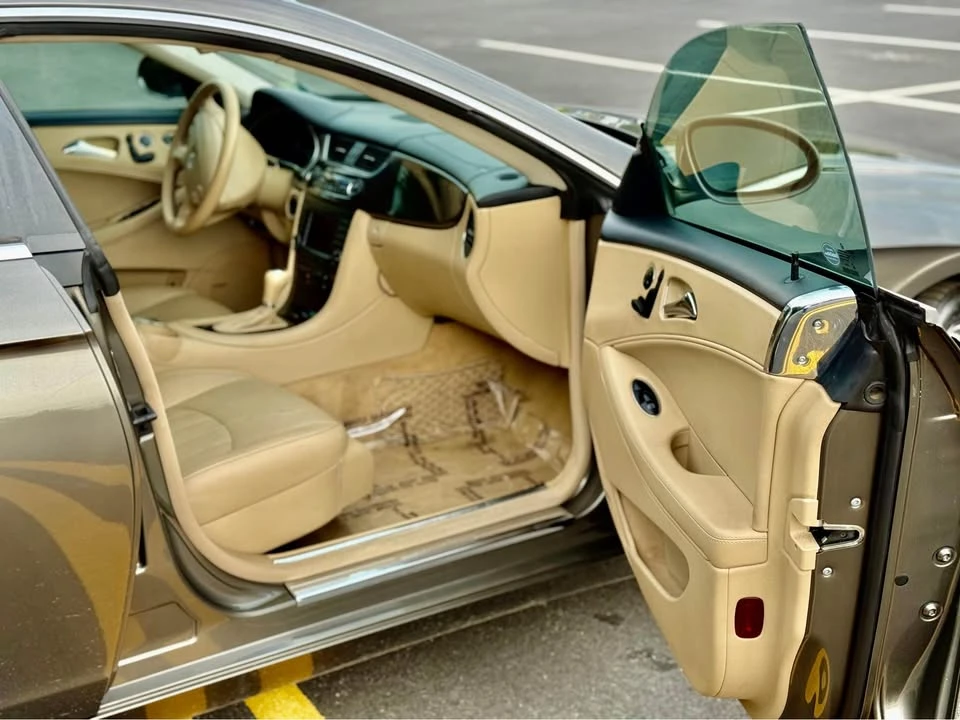2007 Mercedes-Benz C219 CLS-Class - Image 11 of 21