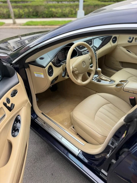 2007 Mercedes-Benz C219 CLS-Class - Image 11 of 19