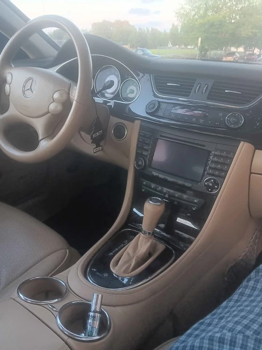 2007 Mercedes-Benz C219 CLS-Class - Image 7 of 12