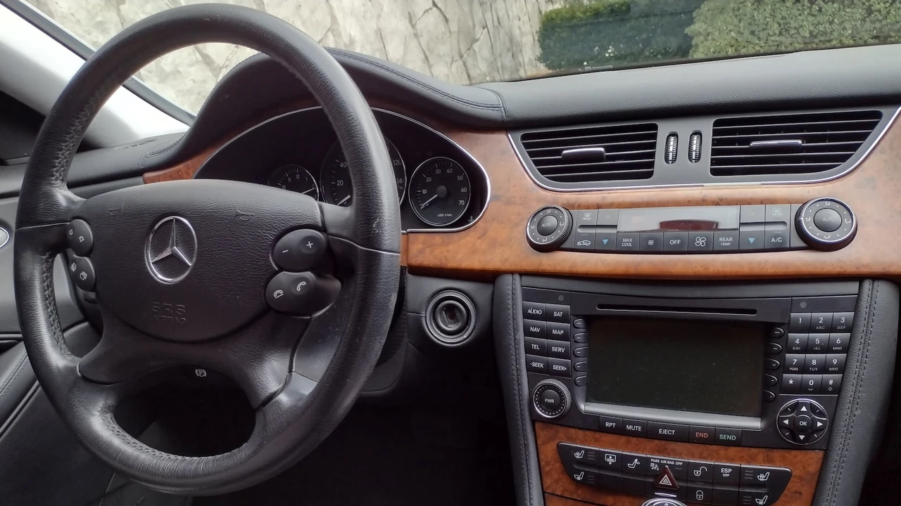 2007 Mercedes-Benz C219 CLS-Class - Image 7 of 15