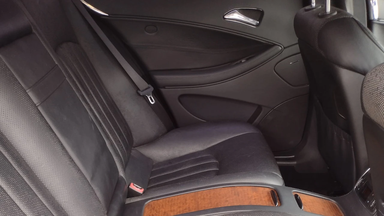 2007 Mercedes-Benz C219 CLS-Class - Image 10 of 15