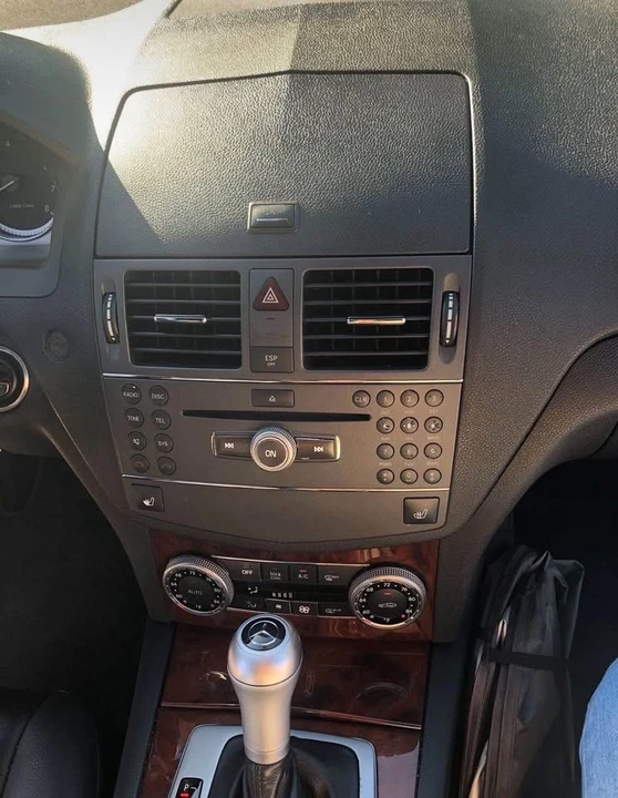 2007 Mercedes-Benz W204 C-Class - Image 9 of 10