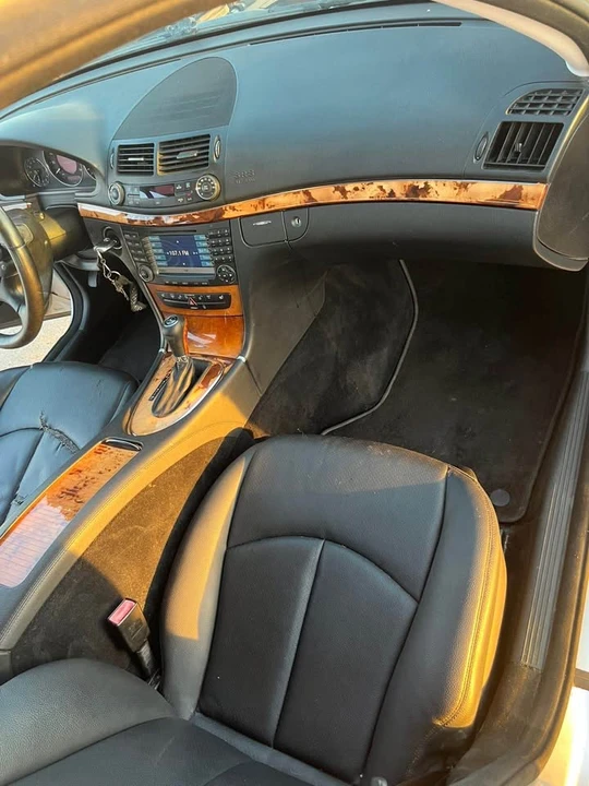 2007 Mercedes-Benz W211 E-Class - Image 13 of 17