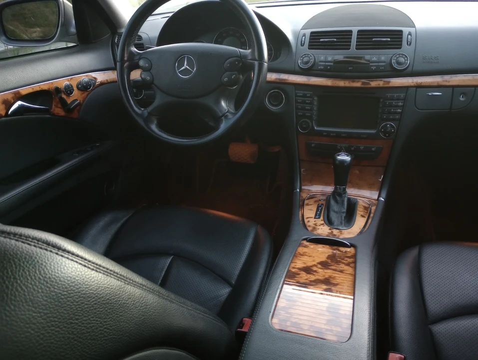 2007 Mercedes-Benz W211 E-Class - Image 8 of 20