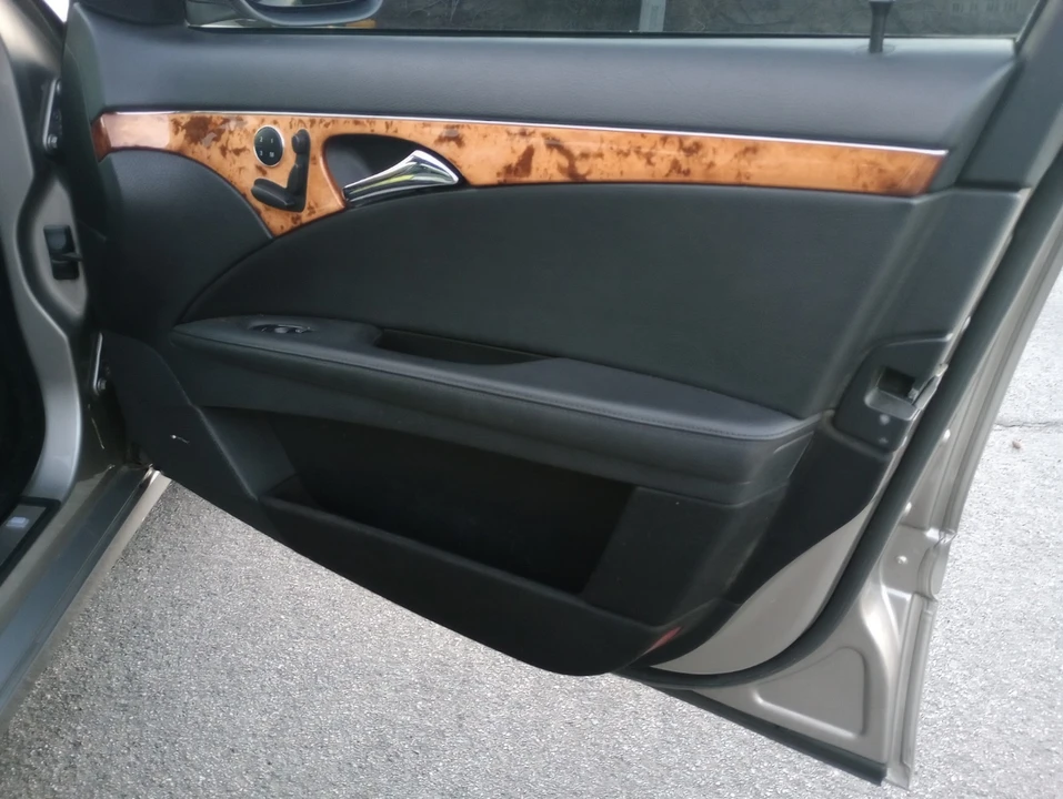 2007 Mercedes-Benz W211 E-Class - Image 12 of 20
