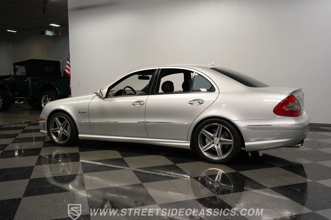 2007 Mercedes-Benz W211 E 55 & E 63 AMG - Image 9 of 12