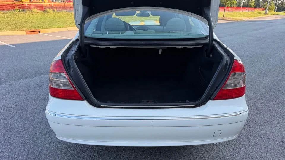 2007 Mercedes-Benz W211 E-Class - Image 14 of 16