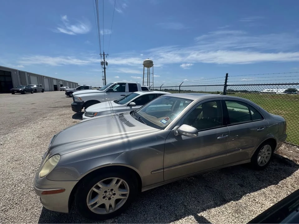 2007 Mercedes-Benz W211 E-Class - Image 2 of 10