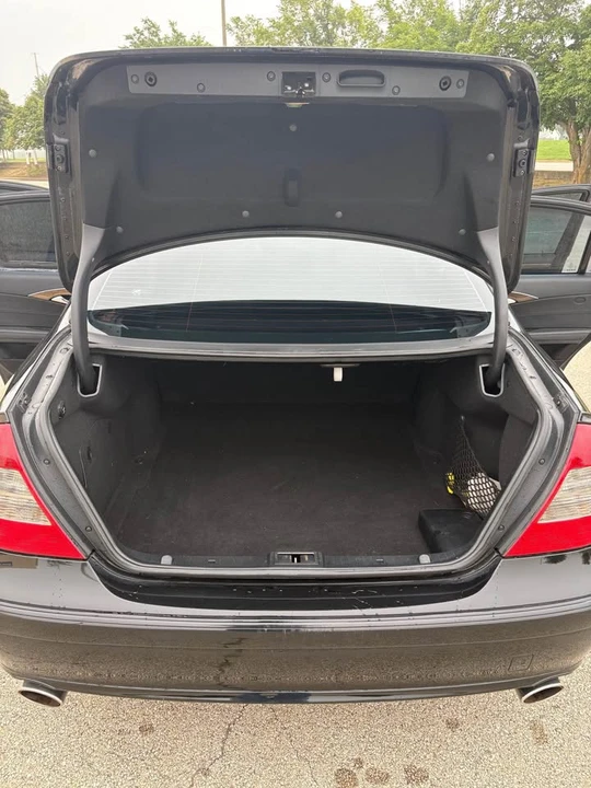 2007 Mercedes-Benz W211 E-Class - Image 12 of 17