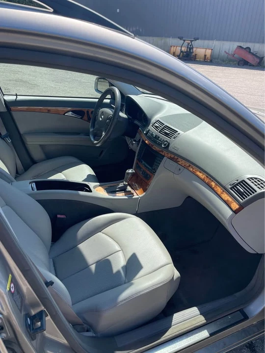 2007 Mercedes-Benz W211 E-Class - Image 11 of 15