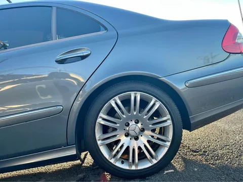 2007 Mercedes-Benz E-Class E 350 BlueTEC Sedan 4D