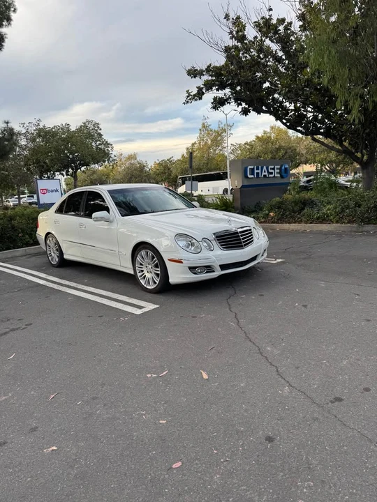 2007 Mercedes-Benz W211 E-Class - Image 2 of 15
