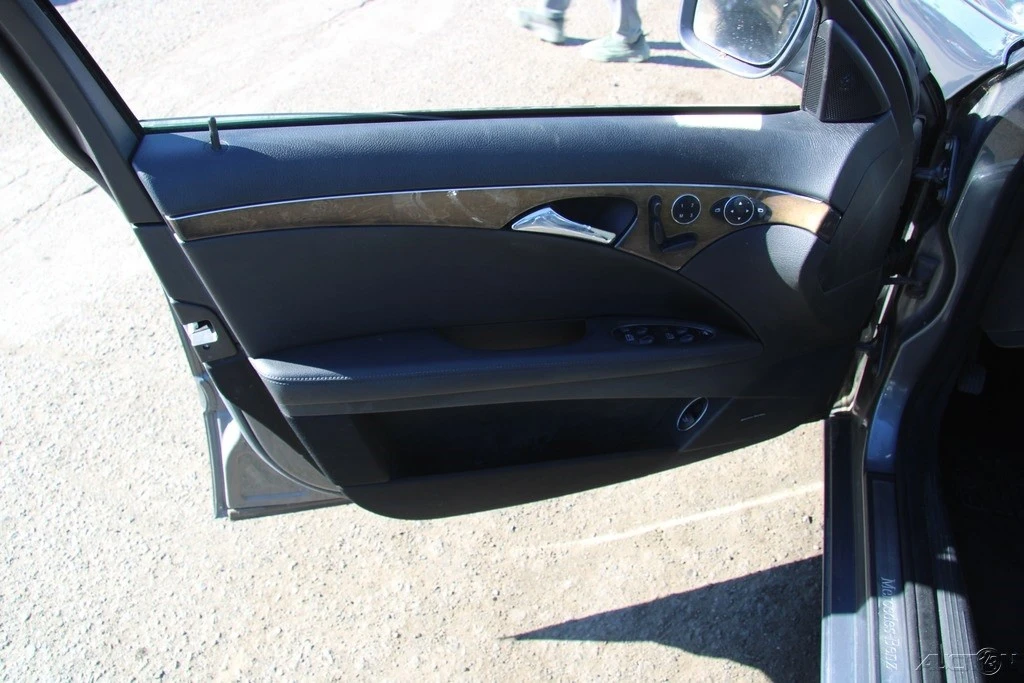 2007 Mercedes-Benz W211 E-Class - Image 12 of 21