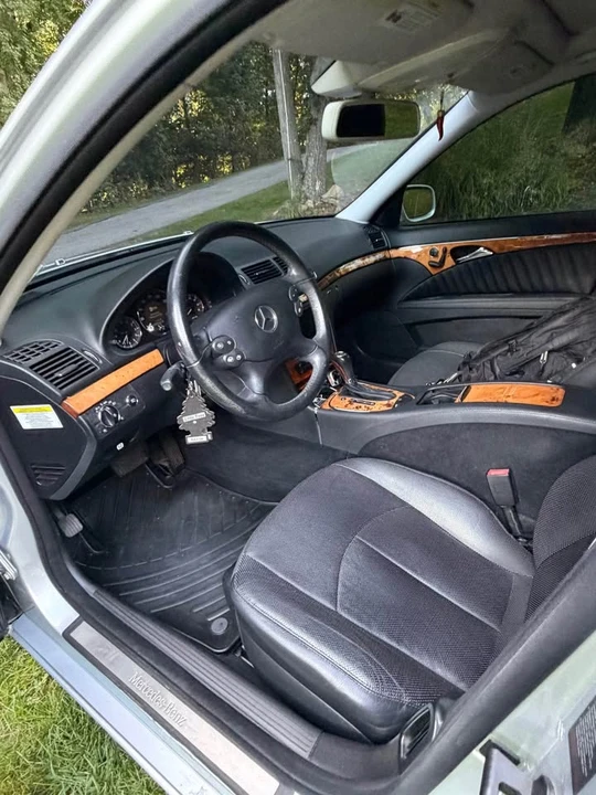 2007 Mercedes-Benz W211 E-Class - Image 10 of 13
