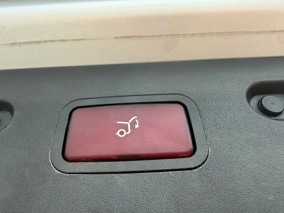 2007 Mercedes-Benz W211 E-Class - Image 9 of 20