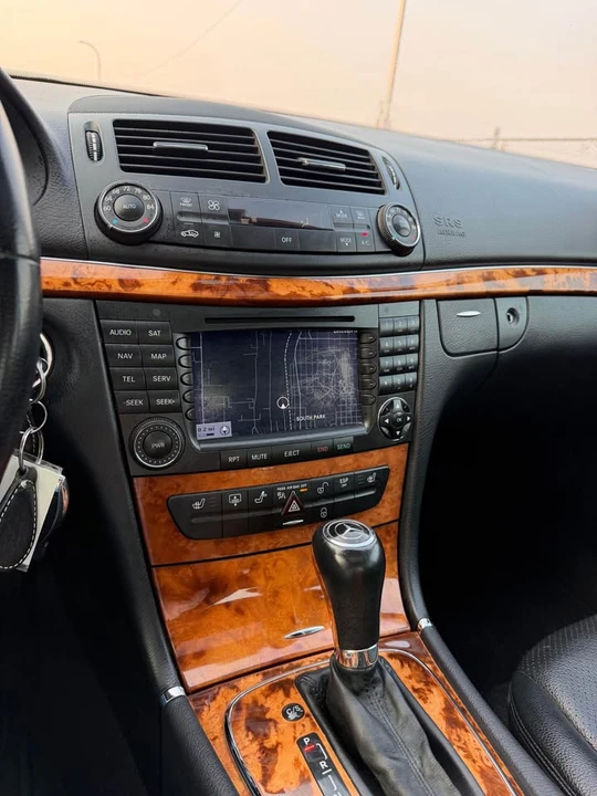 2007 Mercedes-Benz W211 E-Class - Image 12 of 14