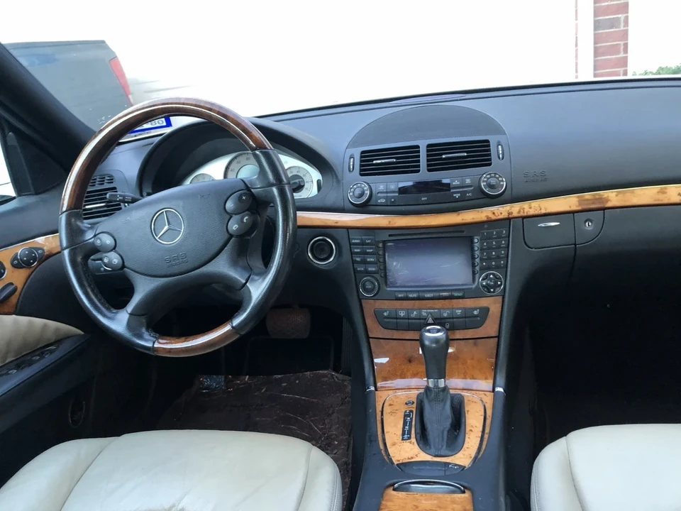 2007 Mercedes-Benz W211 E-Class - Image 15 of 21