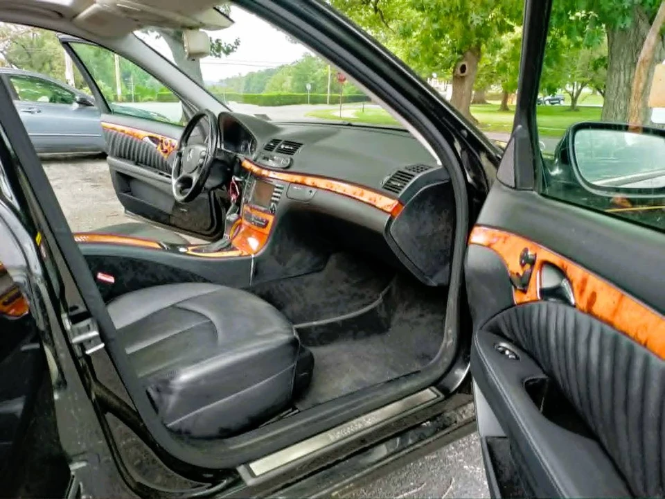 2007 Mercedes-Benz W211 E-Class - Image 12 of 16