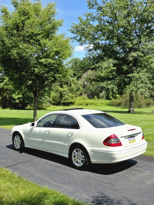 2007 Mercedes-Benz W211 E-Class - Image 6 of 31