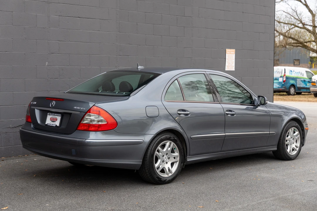 2007 Mercedes-Benz W211 E-Class - Image 16 of 31