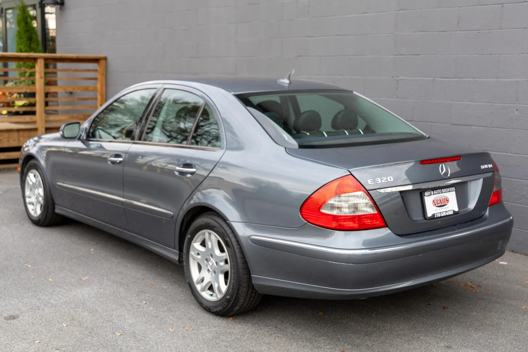 2007 Mercedes-Benz W211 E-Class - Image 12 of 31