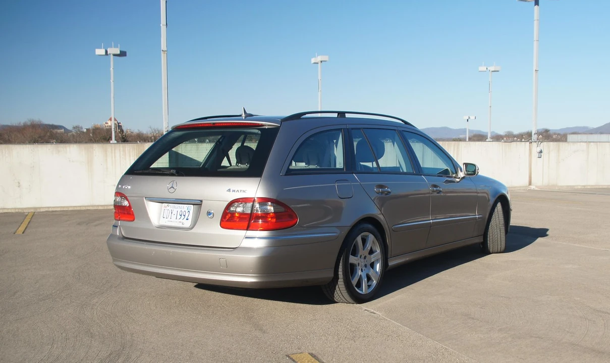 2007 Mercedes-Benz W211 E-Class - Image 15 of 31