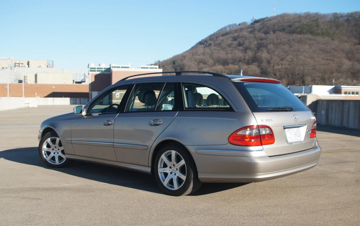 2007 Mercedes-Benz W211 E-Class - Image 9 of 31