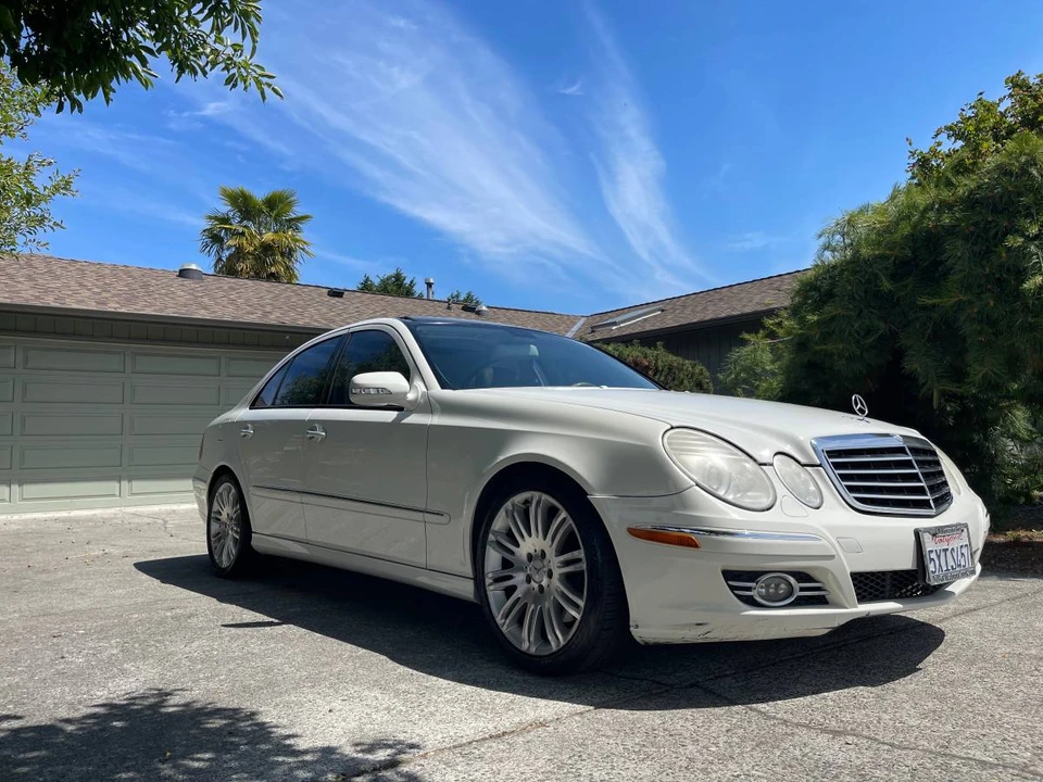 2007 Mercedes-Benz W211 E-Class - Image 2 of 14
