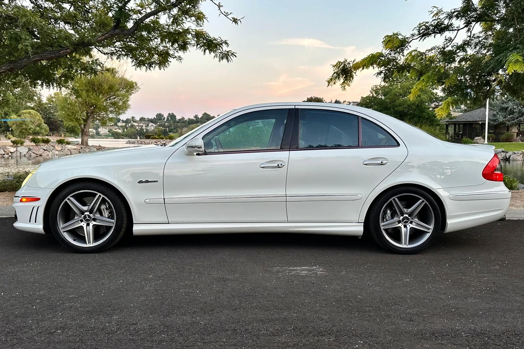 2007 Mercedes-Benz W211 E 55 & E 63 AMG - Image 3 of 31