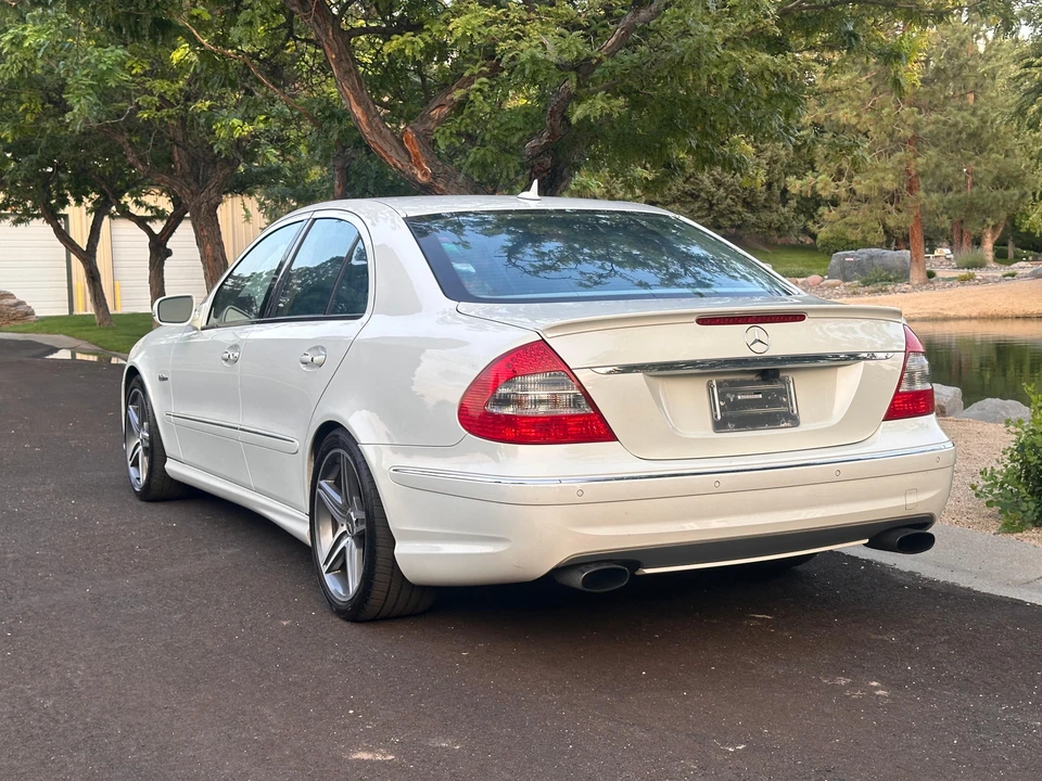 2007 Mercedes-Benz W211 E 55 & E 63 AMG - Image 12 of 31